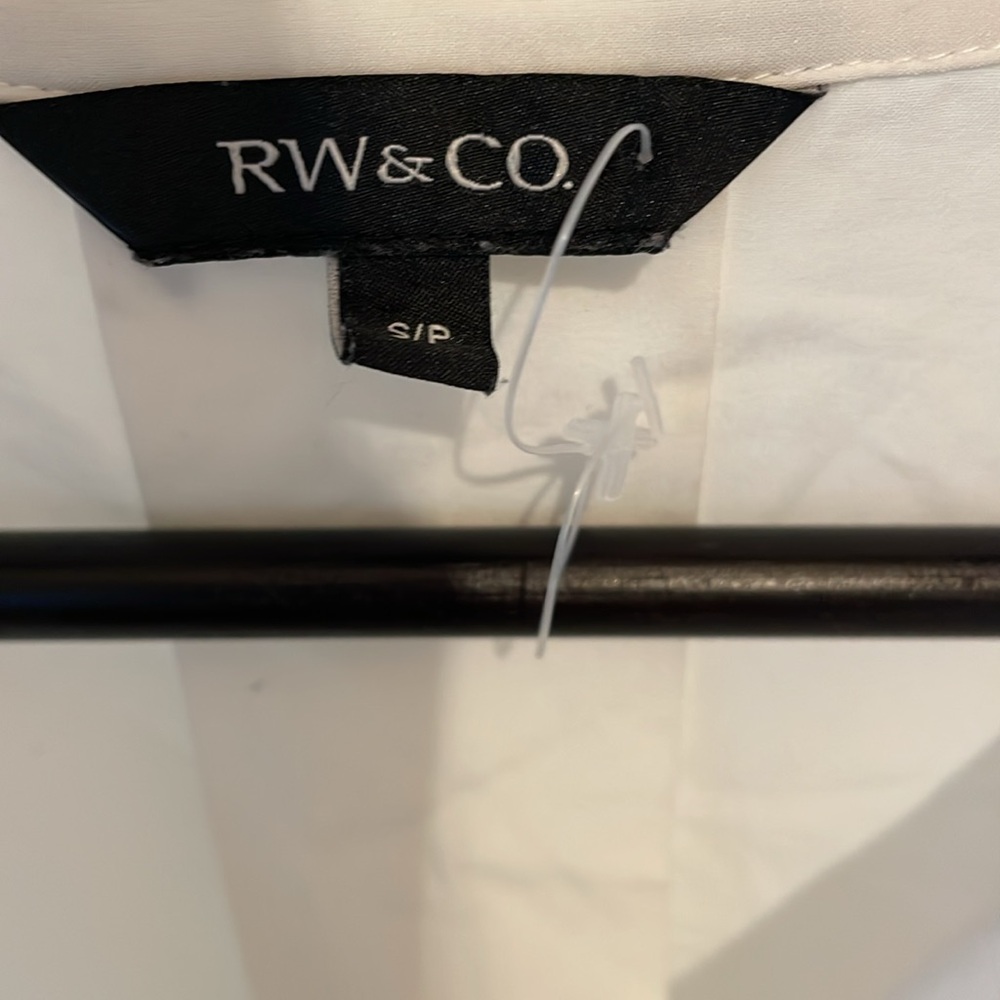 RW & Co Blouse - Picture 2 of 3